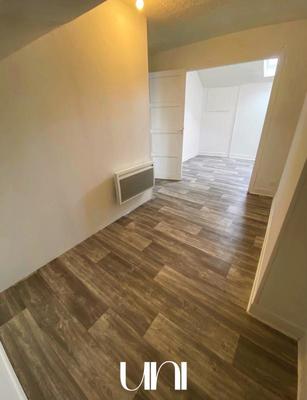 Bureau - 200 m² - 4 pièces