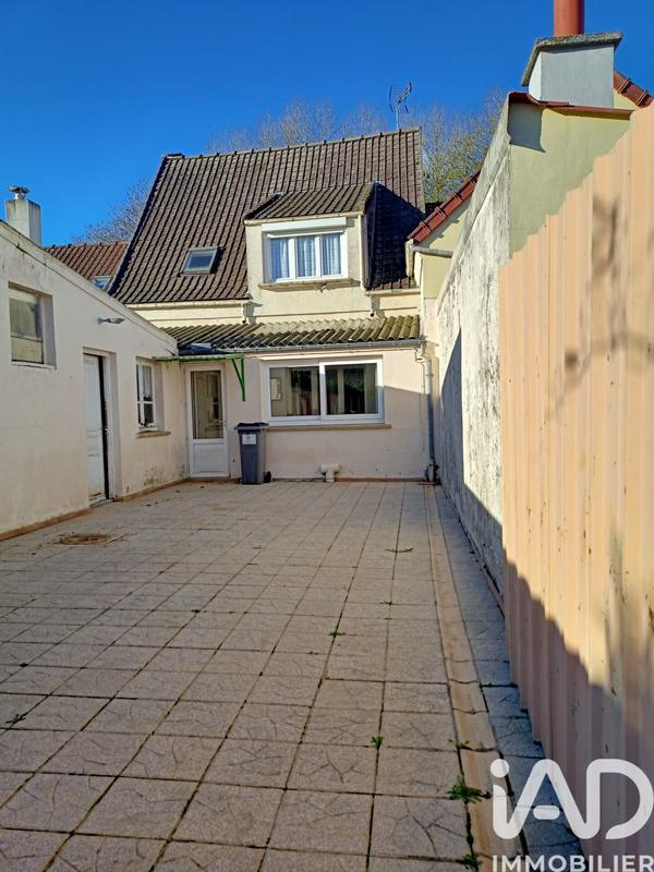 Maison - 95 m² - 5 pièces