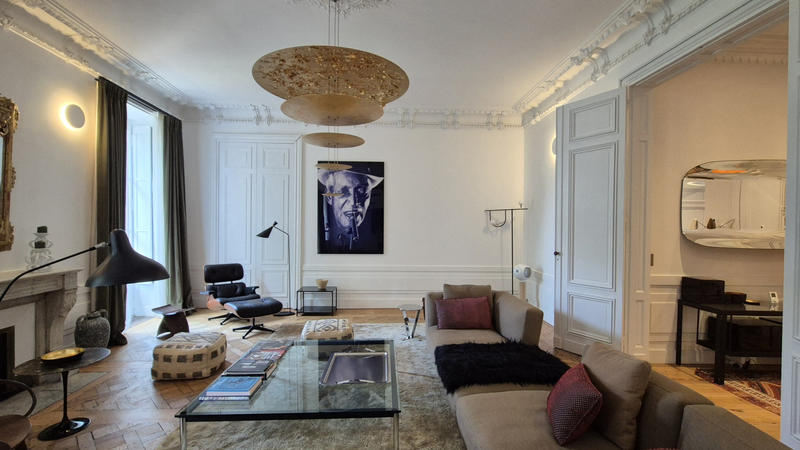 Appartement - 164 m² - 5 pièces