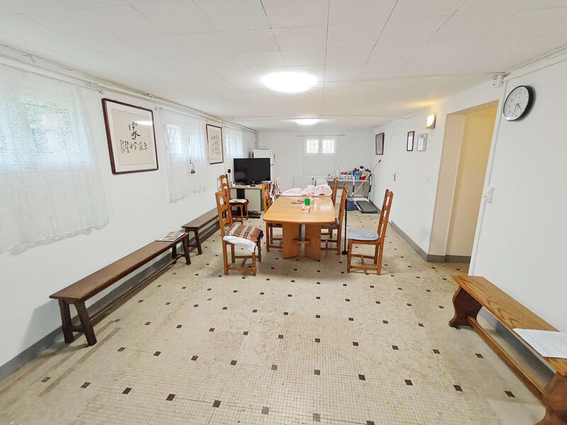 Maison - 160 m² - 7 pièces