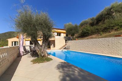 Maison - 165 m² - 4 pièces