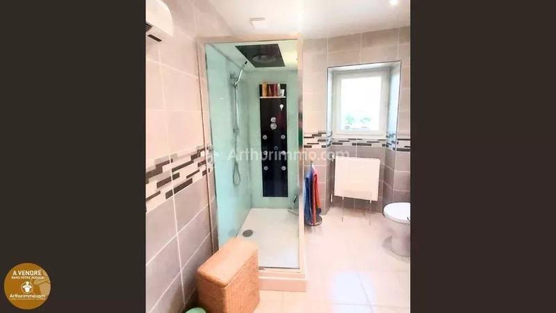 Maison - 143 m² - 6 pièces