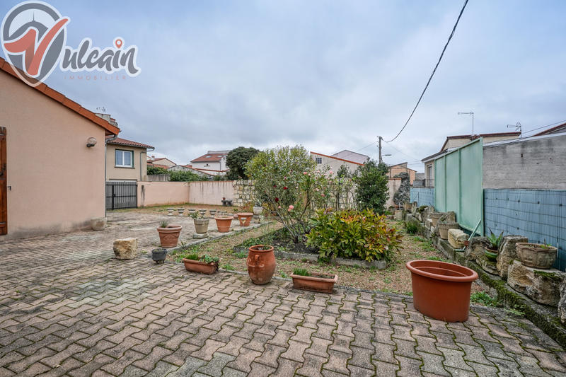 Maison - 110 m² - 4 pièces