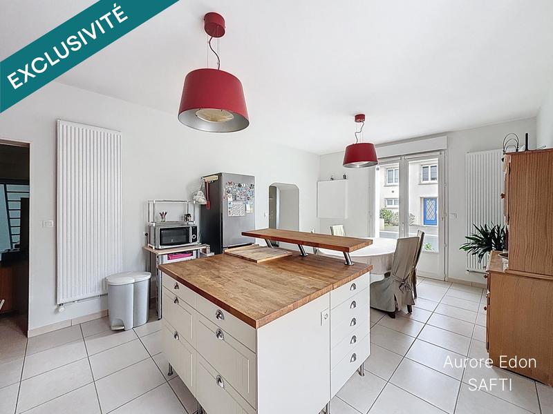 Maison - 152 m² - 7 pièces
