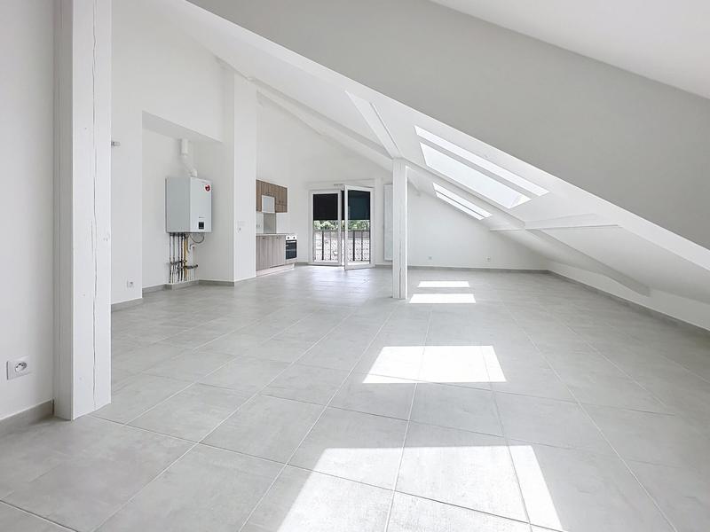 Appartement - 92 m² - 4 pièces