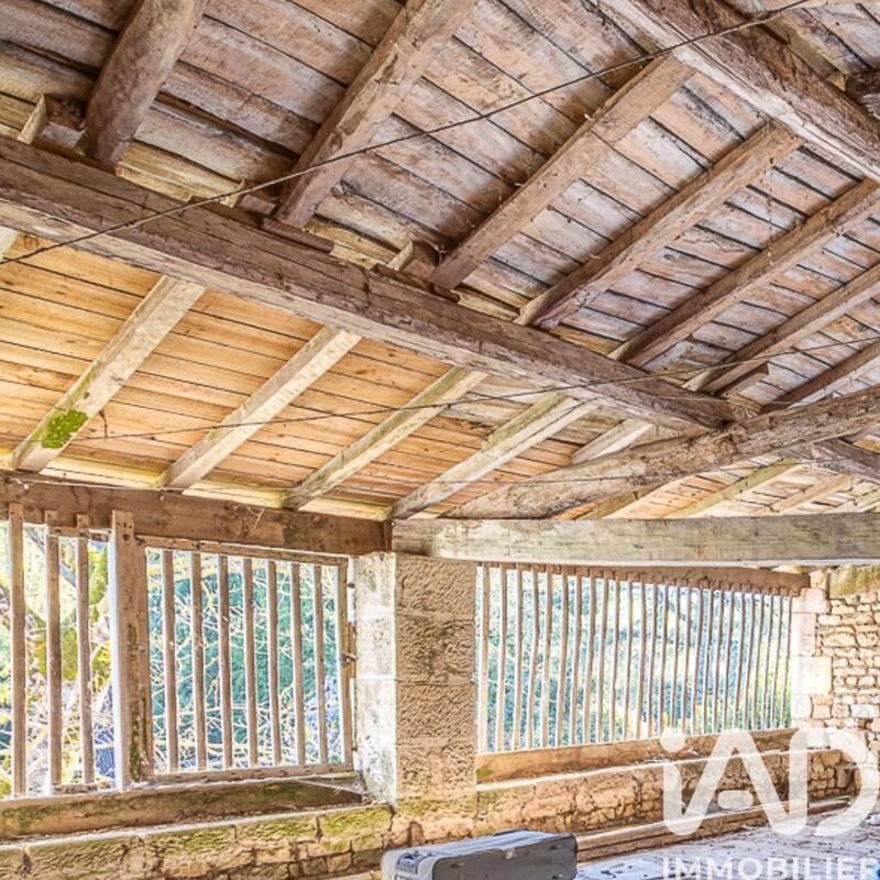 Maison - 427 m² - 12 pièces