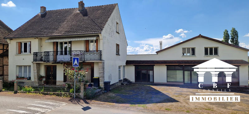 Maison traditionnelle - 99 m² - 5 pièces