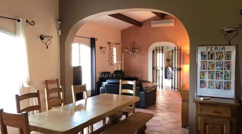 Maison de campagne - 200 m² - 5 pièces