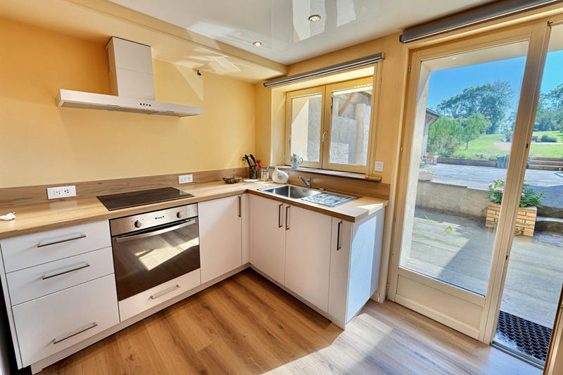 Maison - 269 m² - 9 pièces