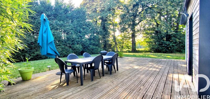 Maison - 137 m² - 9 pièces