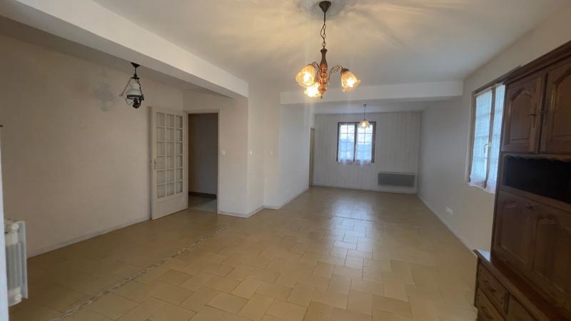 Maison - 92 m² - 5 pièces