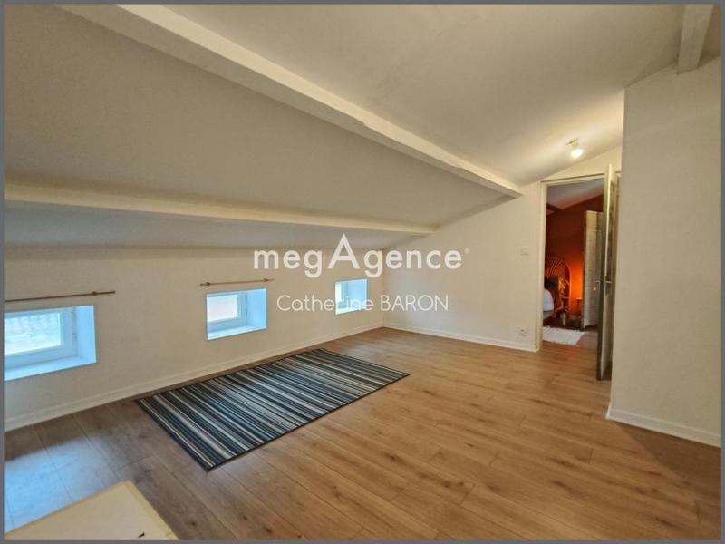 Maison - 92 m² - 4 pièces