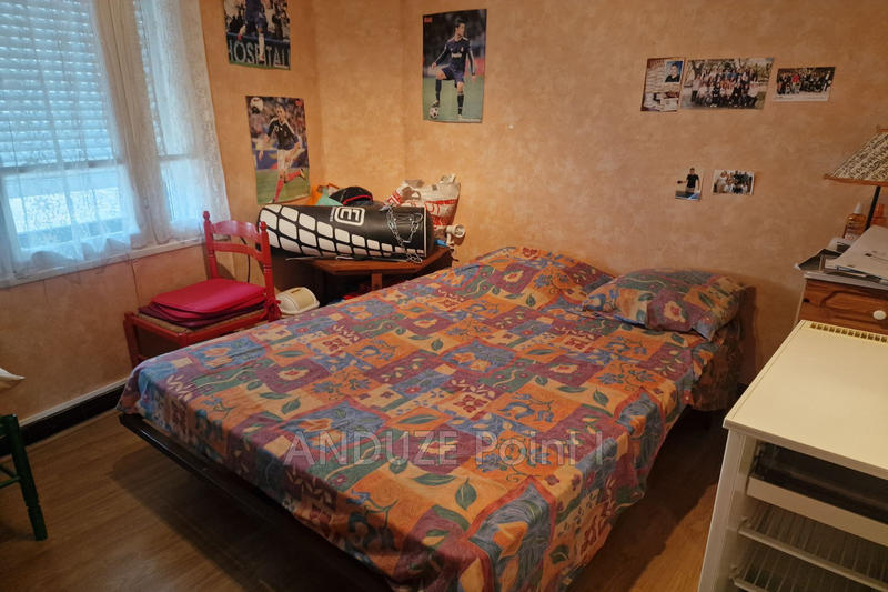 Maison - 190 m² - 12 pièces