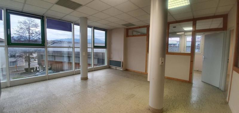 Bureau - 78 m² - 3 pièces