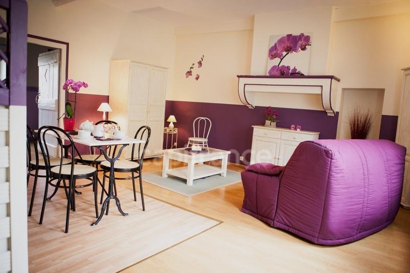 Maison - 930 m² - 23 pièces