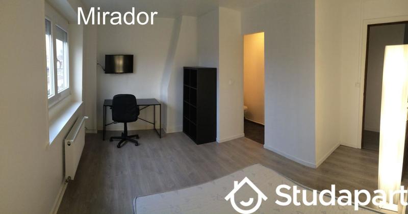 Chambre - 14 m² - 1 pièce