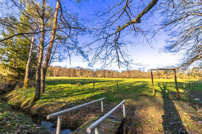 Maison - 210 m² - 6 pièces