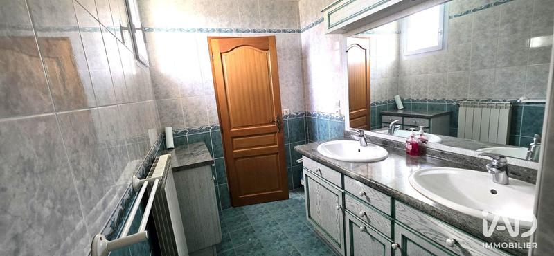 Maison - 190 m² - 6 pièces