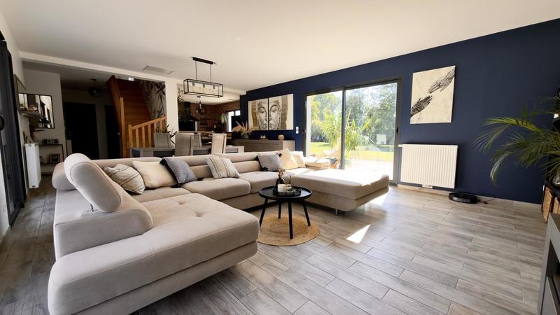 Maison - 140 m² - 7 pièces