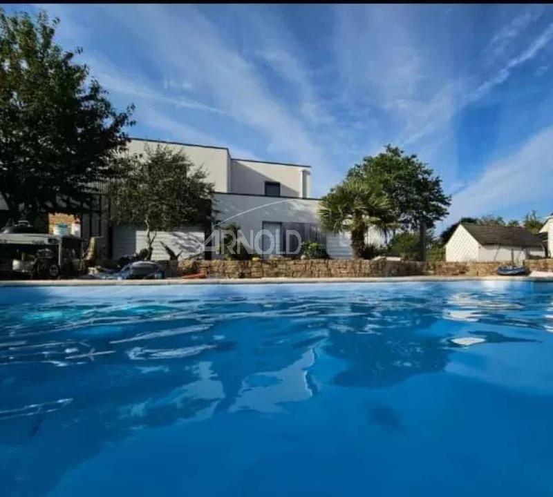 Maison - 190 m² - 7 pièces