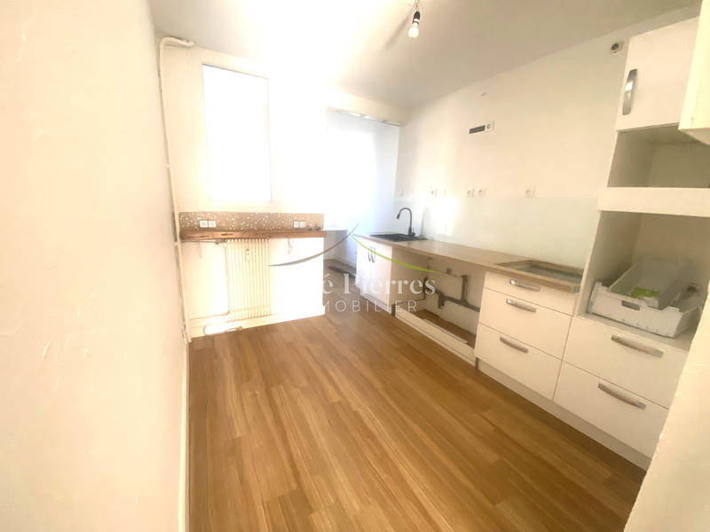 Appartement - 84 m² - 4 pièces