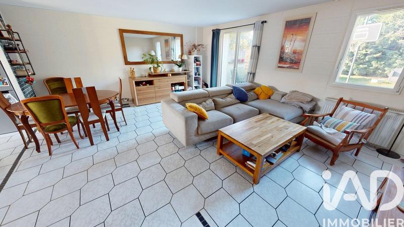 Maison - 95 m² - 5 pièces