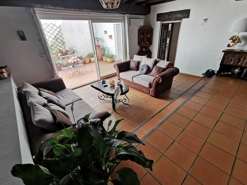 Maison - 225 m² - 8 pièces