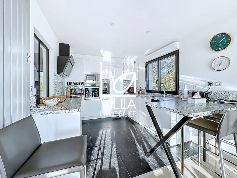 Villa - 163 m² - 5 pièces