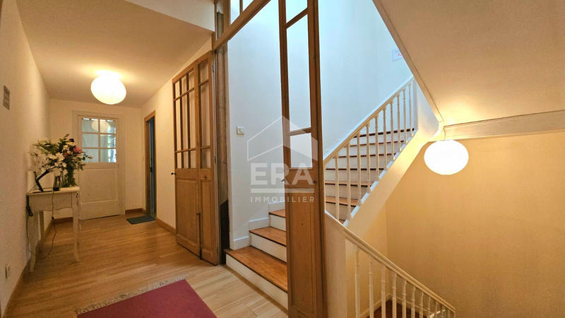 Maison - 430 m² - 15 pièces
