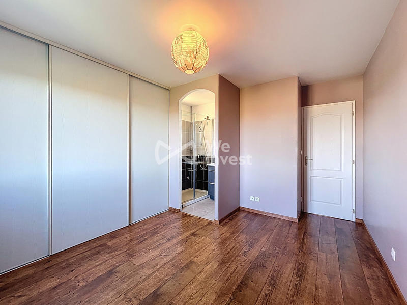 Maison - 161 m² - 7 pièces