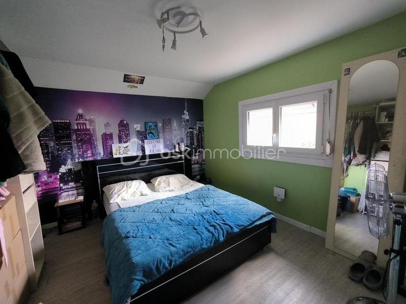 Maison traditionnelle - 100 m² - 5 pièces