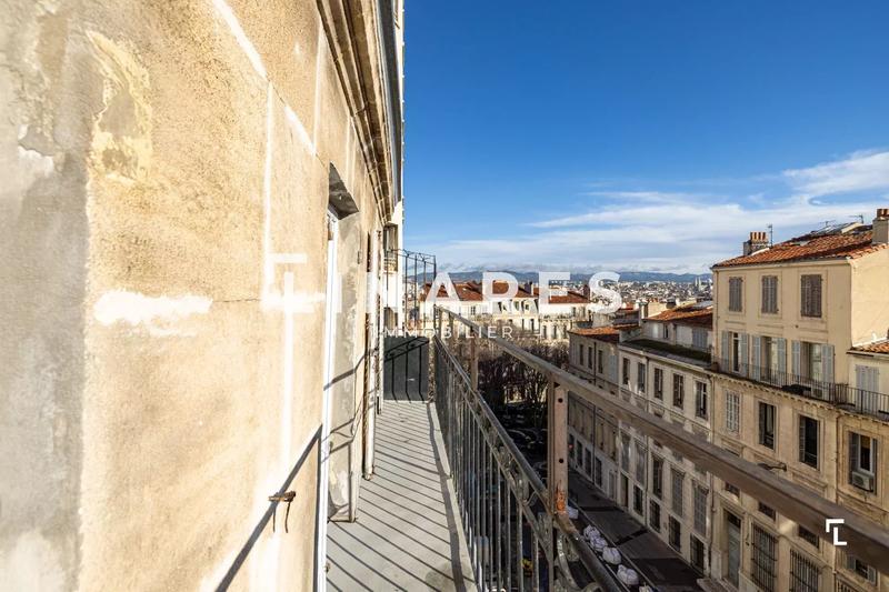 Appartement - 60 m² - 2 pièces