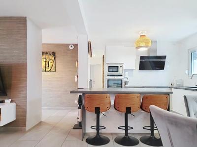 Appartement - 132 m² - 4 pièces