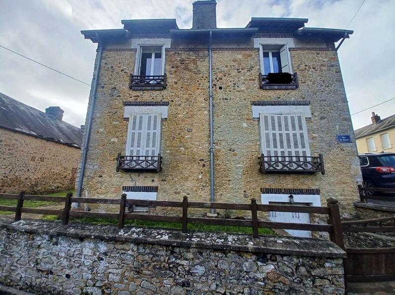Maison de village - 95 m² - 5 pièces