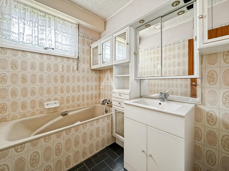 Maison - 162 m² - 6 pièces