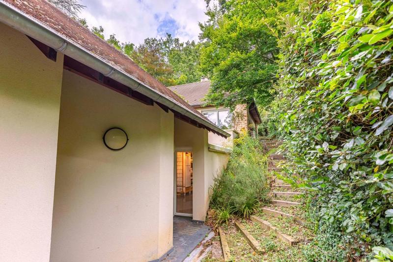 Maison - 229 m² - 6 pièces