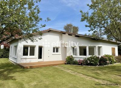 Maison - 180 m² - 8 pièces