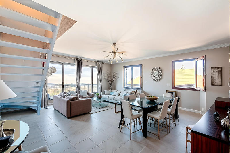 Appartement - 127 m² - 5 pièces