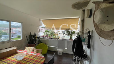 Appartement - 65 m² - 4 pièces