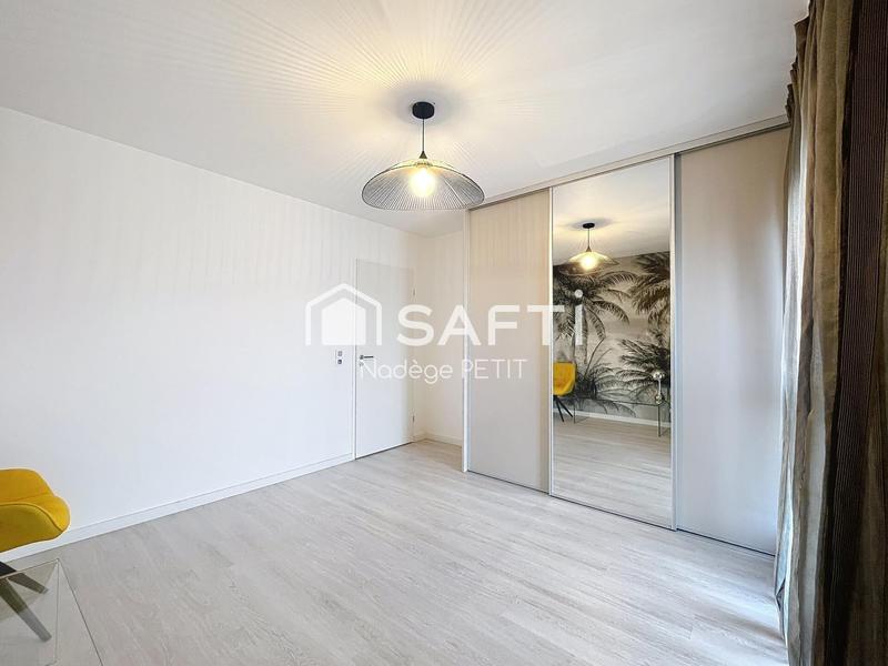 Appartement - 100 m² - 4 pièces