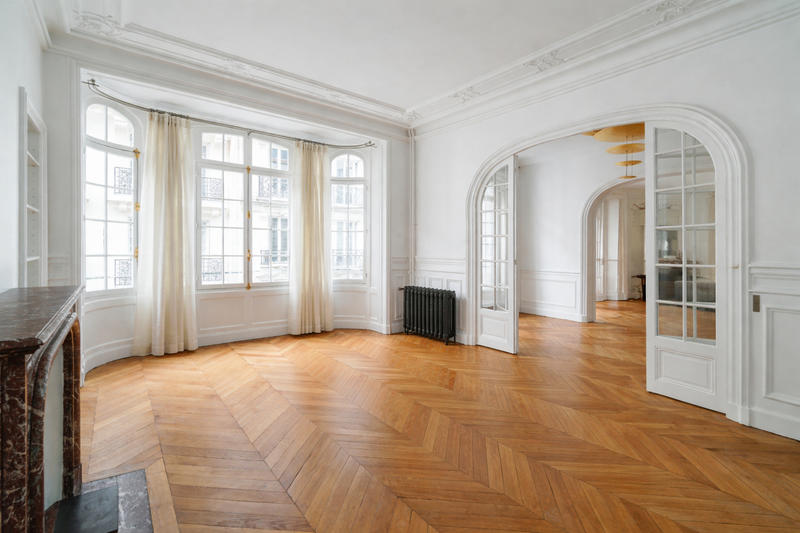 Appartement - 195 m² - 6 pièces