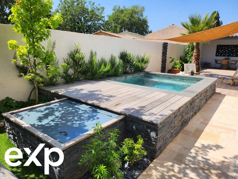 Maison traditionnelle - 214 m² - 4 pièces