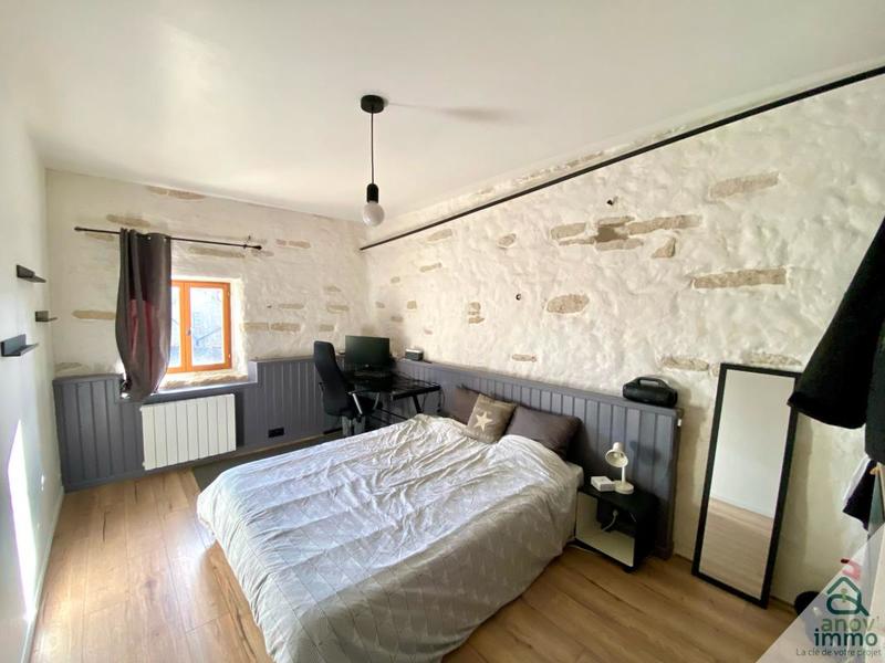 Propriété - 216 m² - 8 pièces