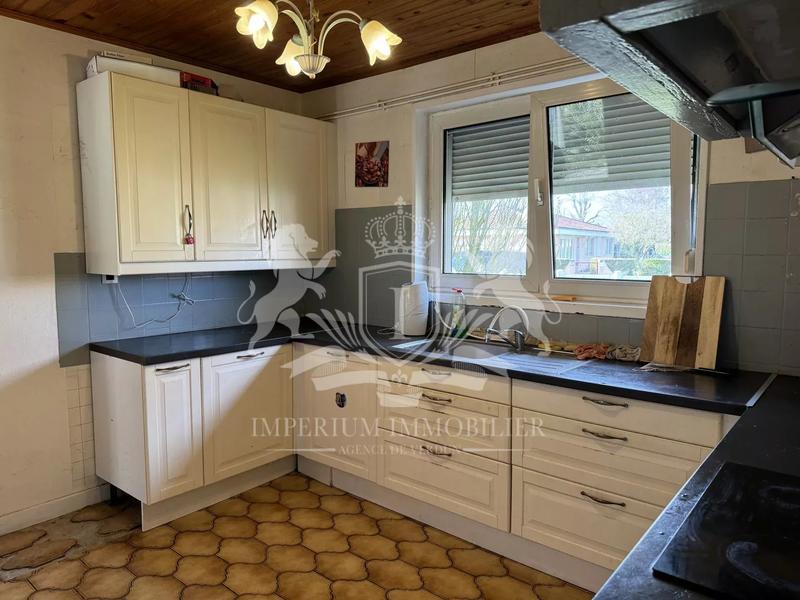 Maison - 96 m² - 6 pièces