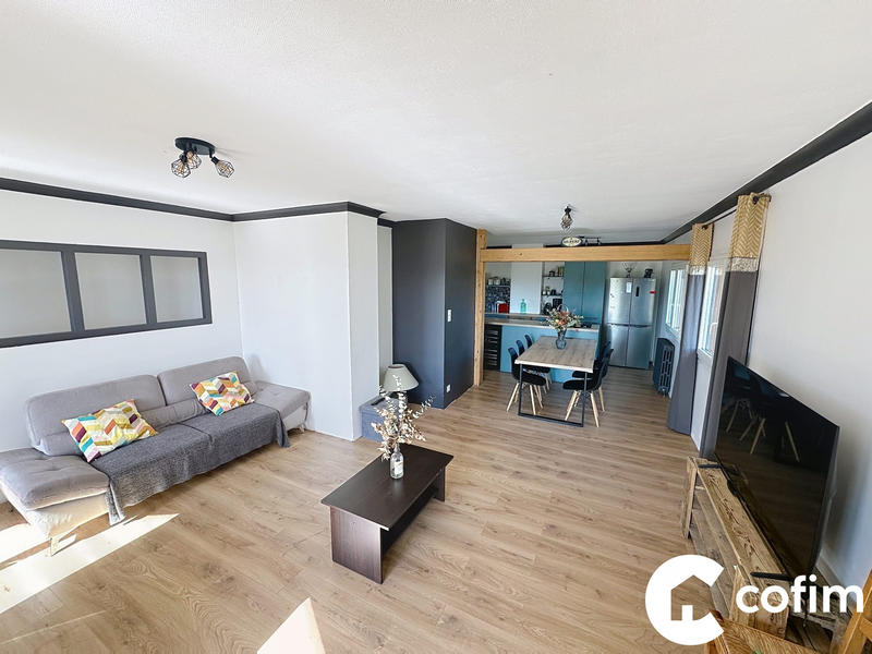 Maison - 143 m² - 5 pièces