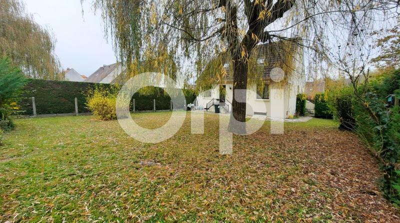 Maison - 104 m² - 4 pièces