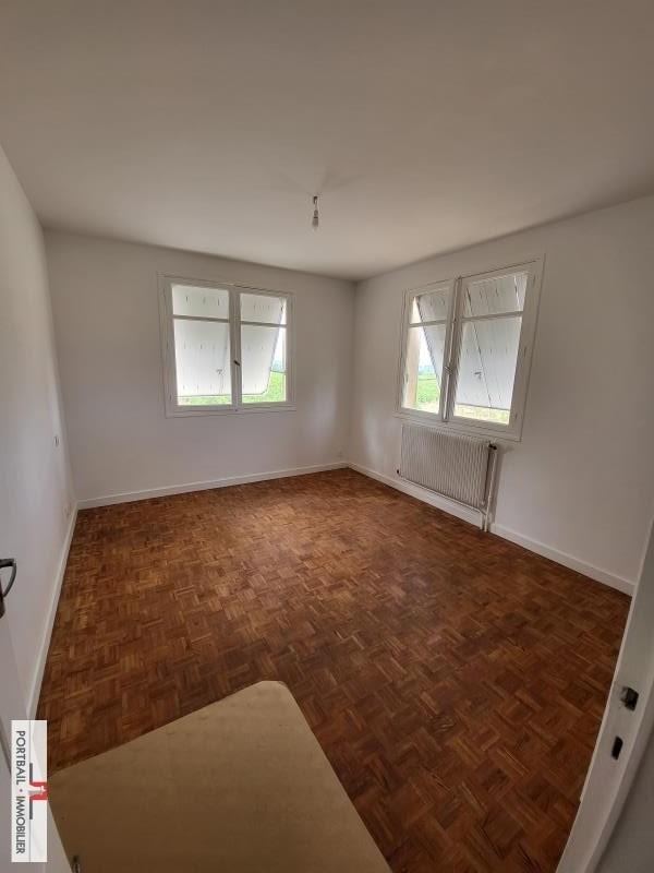 Maison traditionnelle - 189 m² - 7 pièces