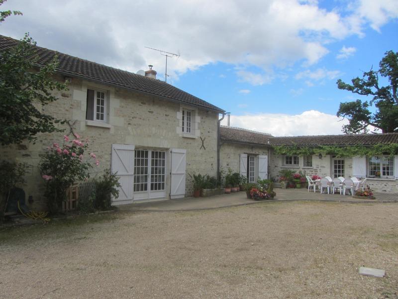 Haras - 330 m² - 15 pièces