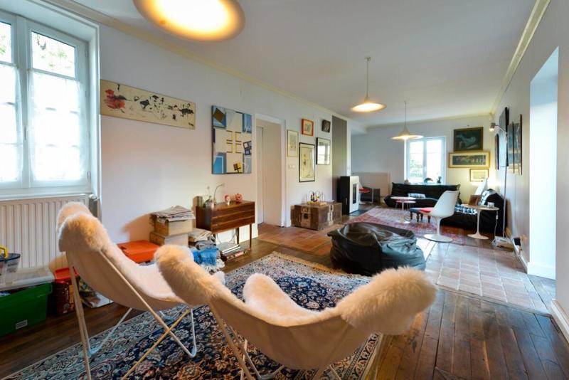 Maison - 297 m² - 11 pièces