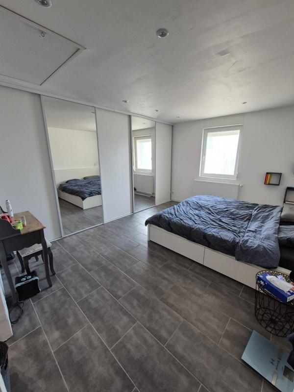 Maison - 400 m² - 5 pièces